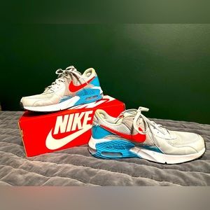 Nike Air Max Excee Women’s Sneakers